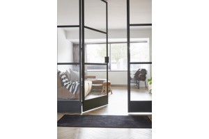 Kilimėlis Universal shades black 0.67*1.20