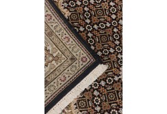 Kilimas Tabriz Mahi Med.Black 242*173 12/60