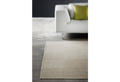 Kilimas Chess white